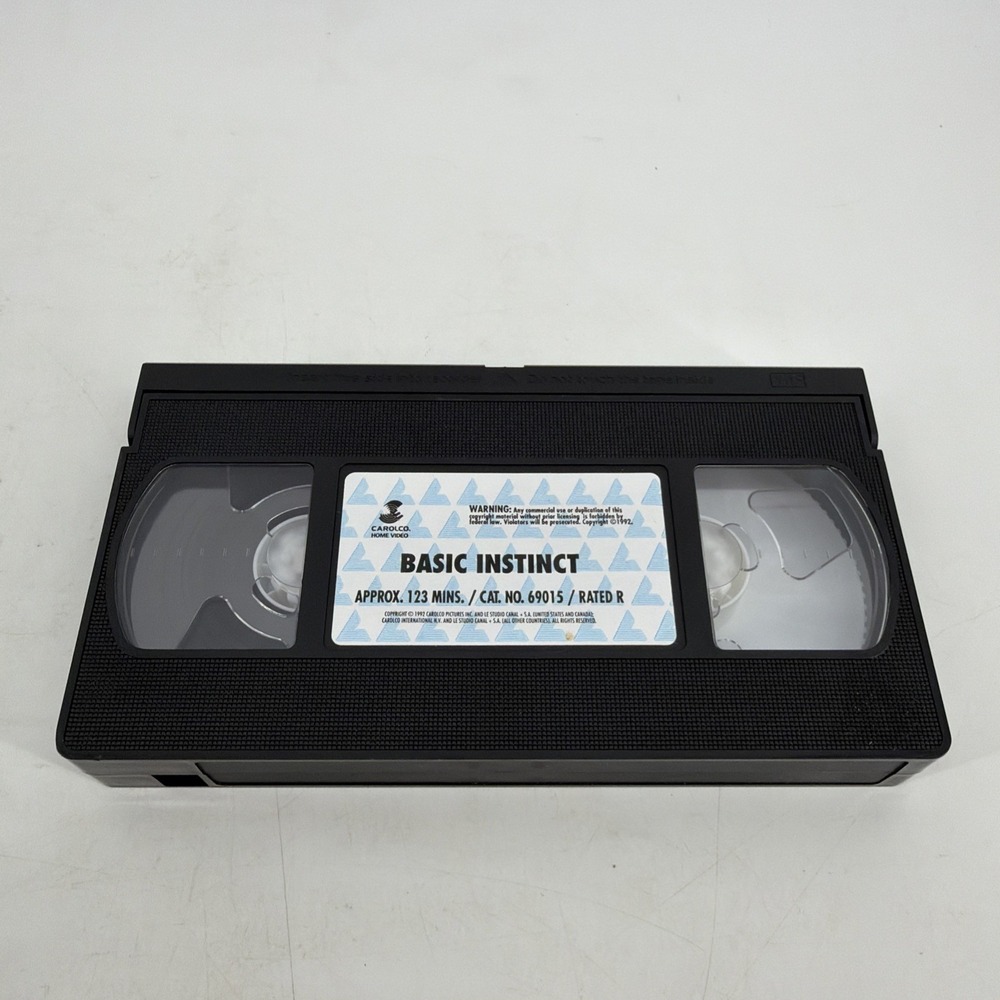 Basic Instinct (VHS, 1992) - Picture 3 of 3